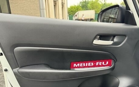 Honda Fit, 2020 год, 1 000 000 рублей, 16 фотография