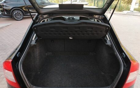 Skoda Octavia, 2011 год, 750 000 рублей, 11 фотография