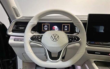 Volkswagen Teramont, 2025 год, 5 680 000 рублей, 7 фотография