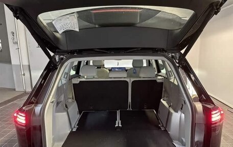 Volkswagen Teramont, 2025 год, 5 680 000 рублей, 10 фотография
