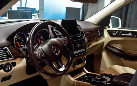Mercedes-Benz GLS, 2018 год, 4 250 000 рублей, 3 фотография