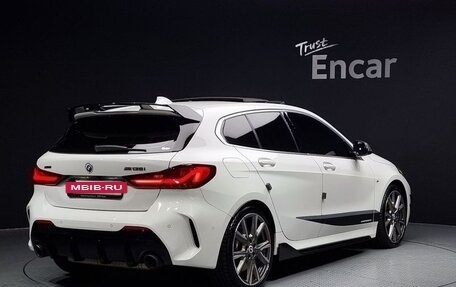 BMW 1 серия, 2021 год, 2 800 000 рублей, 2 фотография