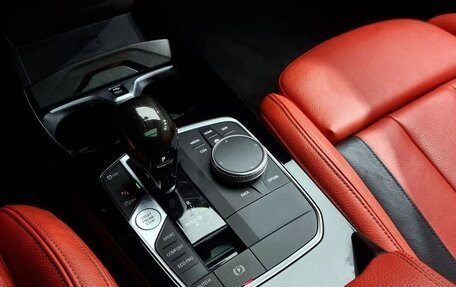 BMW 1 серия, 2021 год, 2 800 000 рублей, 11 фотография