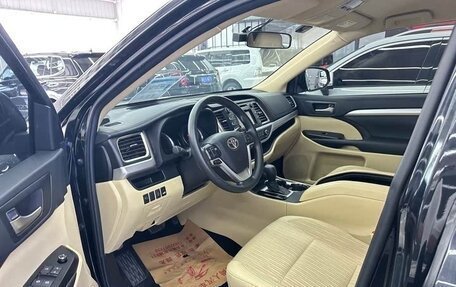 Toyota Highlander III, 2021 год, 2 650 000 рублей, 6 фотография
