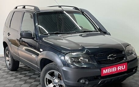 Chevrolet Niva I рестайлинг, 2017 год, 722 000 рублей, 3 фотография