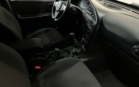Chevrolet Niva I рестайлинг, 2017 год, 722 000 рублей, 10 фотография