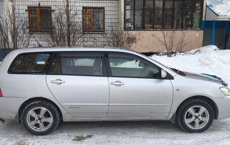 Toyota Corolla, 2004 год, 610 000 рублей, 3 фотография