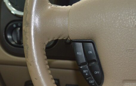 Ford Expedition, 2005 год, 999 000 рублей, 37 фотография