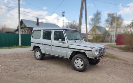 Mercedes-Benz G-Класс W463 рестайлинг _ii, 1989 год, 740 000 рублей, 2 фотография