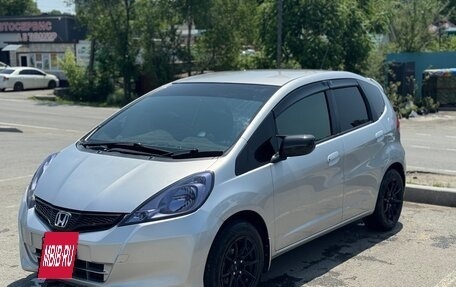 Honda Fit III, 2013 год, 700 000 рублей, 2 фотография