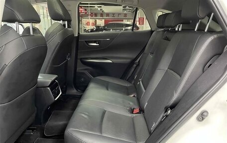 Toyota Venza, 2022 год, 3 033 000 рублей, 20 фотография