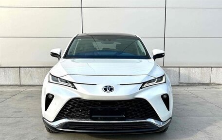 Toyota Venza, 2022 год, 3 630 000 рублей, 2 фотография