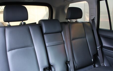 Toyota Land Cruiser Prado 150 рестайлинг 2, 2017 год, 5 700 000 рублей, 4 фотография