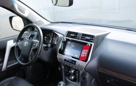Toyota Land Cruiser Prado 150 рестайлинг 2, 2017 год, 5 700 000 рублей, 3 фотография