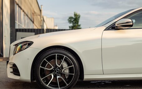 Mercedes-Benz E-Класс, 2018 год, 4 299 000 рублей, 9 фотография