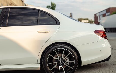 Mercedes-Benz E-Класс, 2018 год, 4 299 000 рублей, 10 фотография