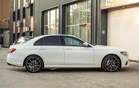 Mercedes-Benz E-Класс, 2018 год, 4 299 000 рублей, 5 фотография
