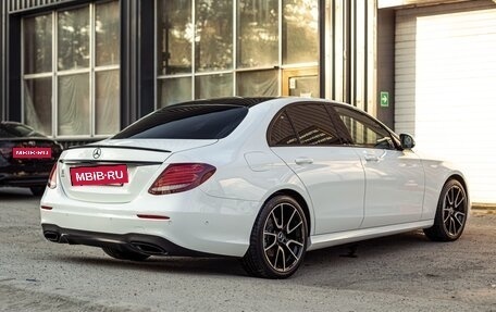 Mercedes-Benz E-Класс, 2018 год, 4 299 000 рублей, 13 фотография