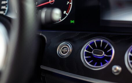 Mercedes-Benz E-Класс, 2018 год, 4 299 000 рублей, 31 фотография