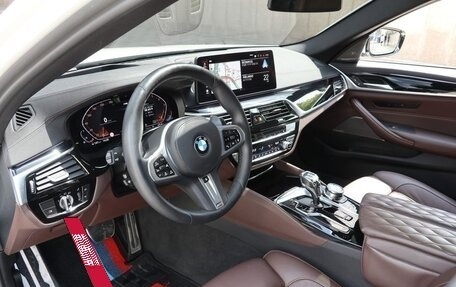 BMW 5 серия, 2021 год, 2 880 000 рублей, 7 фотография