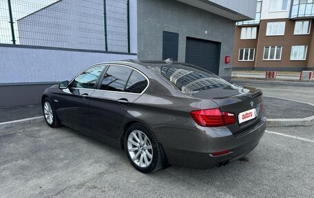 BMW 5 серия, 2011 год, 1 850 000 рублей, 3 фотография