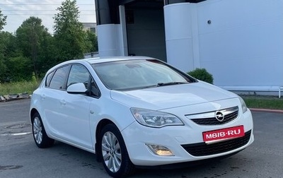 Opel Astra J, 2012 год, 700 000 рублей, 1 фотография