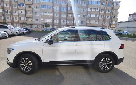 Volkswagen Tiguan II, 2020 год, 2 600 000 рублей, 5 фотография