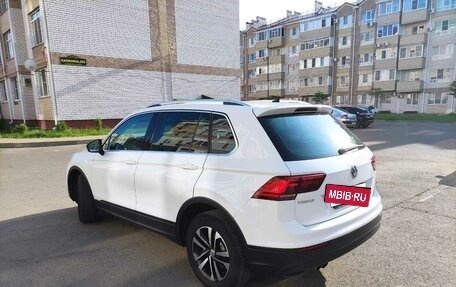 Volkswagen Tiguan II, 2020 год, 2 600 000 рублей, 3 фотография