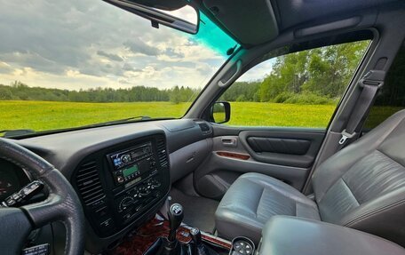 Toyota Land Cruiser 100 рестайлинг 2, 1999 год, 1 400 000 рублей, 7 фотография