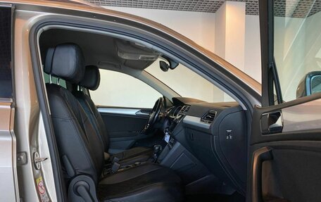 Volkswagen Tiguan II, 2017 год, 2 580 000 рублей, 29 фотография
