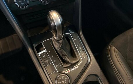 Volkswagen Tiguan II, 2017 год, 2 580 000 рублей, 31 фотография