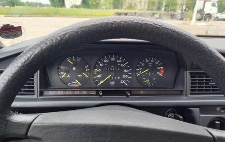 Mercedes-Benz 190 (W201), 1991 год, 970 000 рублей, 10 фотография