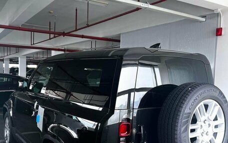Land Rover Defender II, 2025 год, 8 950 000 рублей, 5 фотография