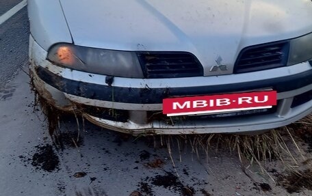 Mitsubishi Carisma I, 2002 год, 150 000 рублей, 3 фотография