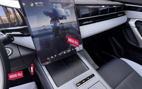 Geely Atlas, 2025 год, 3 000 000 рублей, 7 фотография