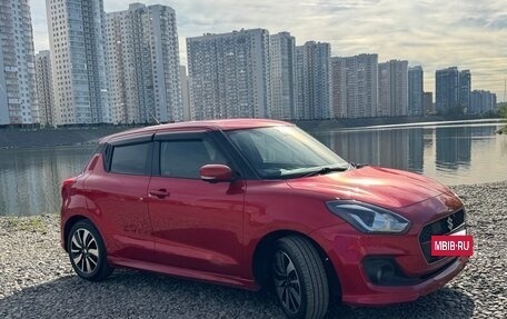 Suzuki Swift V, 2018 год, 1 390 000 рублей, 2 фотография