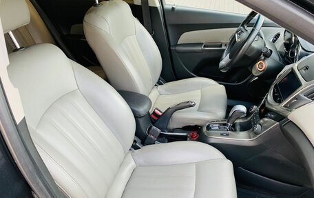 Chevrolet Cruze II, 2013 год, 820 000 рублей, 9 фотография