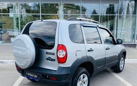 Chevrolet Niva I рестайлинг, 2012 год, 550 000 рублей, 5 фотография