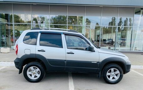 Chevrolet Niva I рестайлинг, 2012 год, 550 000 рублей, 4 фотография