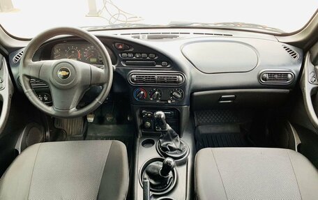 Chevrolet Niva I рестайлинг, 2012 год, 550 000 рублей, 10 фотография