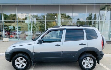 Chevrolet Niva I рестайлинг, 2012 год, 550 000 рублей, 8 фотография