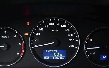 Hyundai Grand Starex Grand Starex I рестайлинг 2, 2018 год, 2 990 000 рублей, 8 фотография