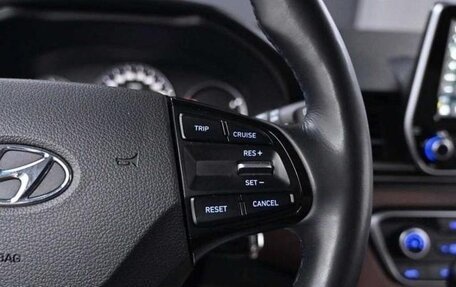 Hyundai Grand Starex Grand Starex I рестайлинг 2, 2018 год, 2 990 000 рублей, 17 фотография