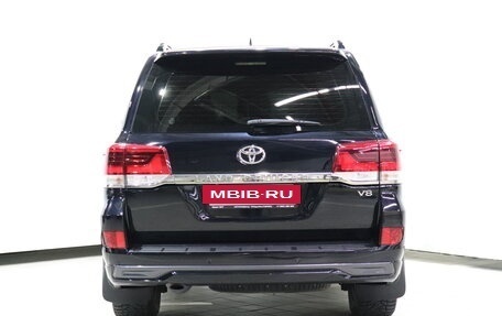 Toyota Land Cruiser 200, 2016 год, 6 100 000 рублей, 5 фотография