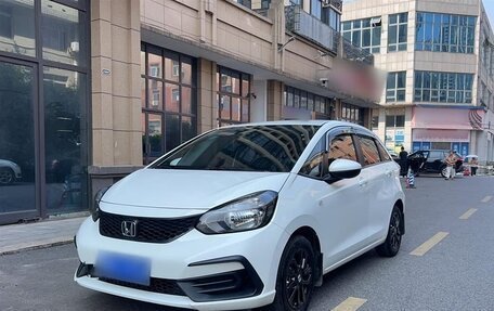 Honda Fit, 2021 год, 1 300 000 рублей, 1 фотография