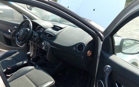 Renault Clio III, 2009 год, 380 000 рублей, 11 фотография