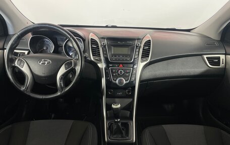Hyundai i30 II рестайлинг, 2012 год, 738 000 рублей, 13 фотография