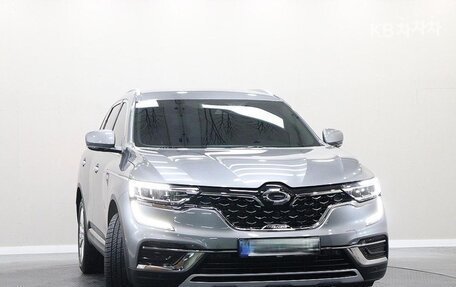 Renault Koleos II, 2022 год, 2 100 000 рублей, 2 фотография