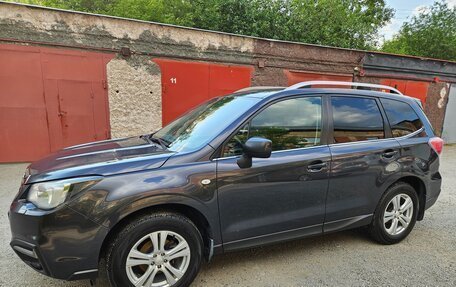 Subaru Forester, 2017 год, 1 990 000 рублей, 2 фотография
