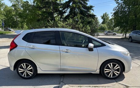 Honda Fit III, 2015 год, 1 420 000 рублей, 2 фотография